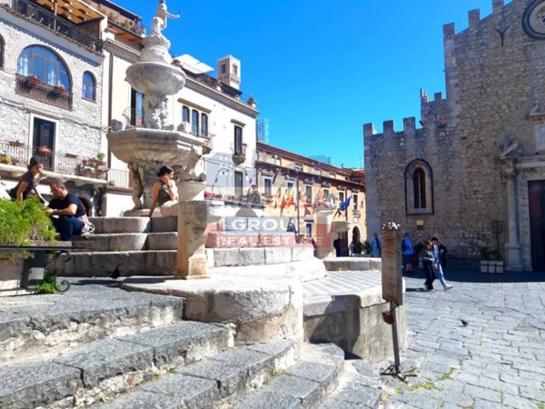 appartamento in vendita a Taormina