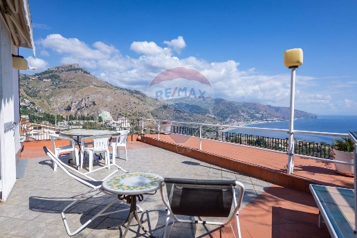 appartamento in vendita a Taormina