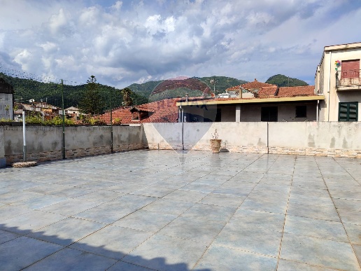 casa indipendente in vendita a Taormina in zona Trappitello