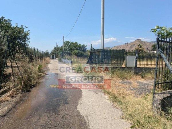 terreno agricolo in vendita a Taormina in zona Trappitello