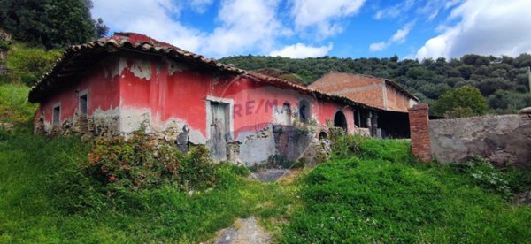 casale in vendita a Taormina in zona Trappitello