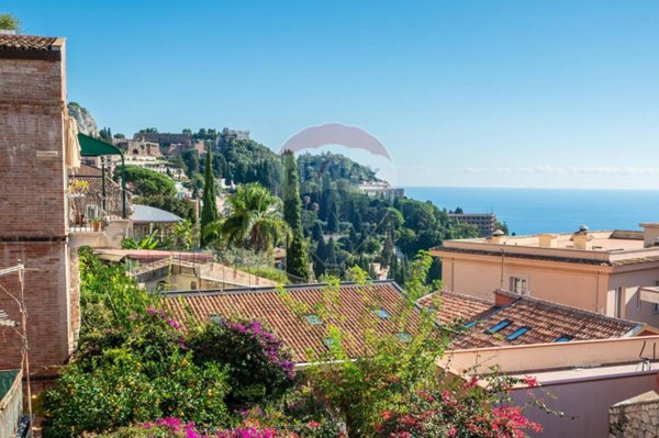 appartamento in vendita a Taormina