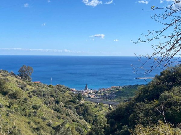 appartamento in vendita a Taormina