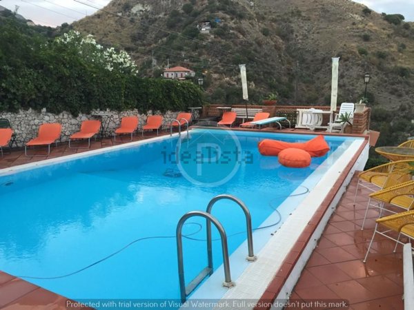 casa indipendente in vendita a Taormina