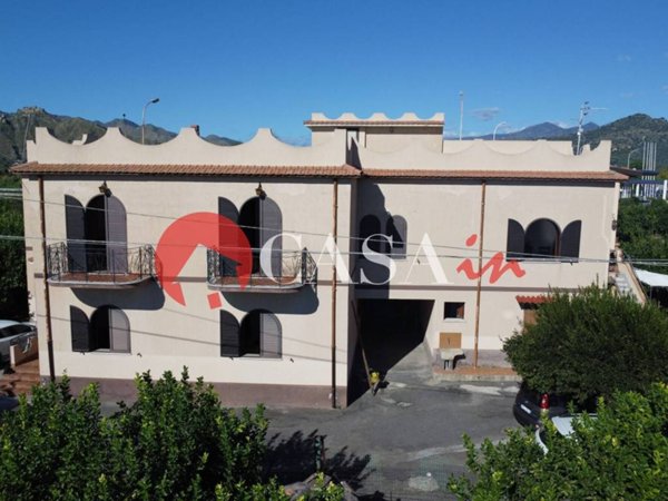 casa indipendente in vendita a Taormina