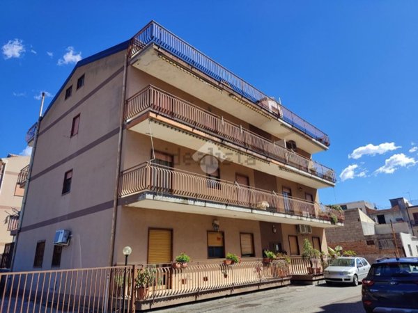 appartamento in vendita a Taormina in zona Trappitello