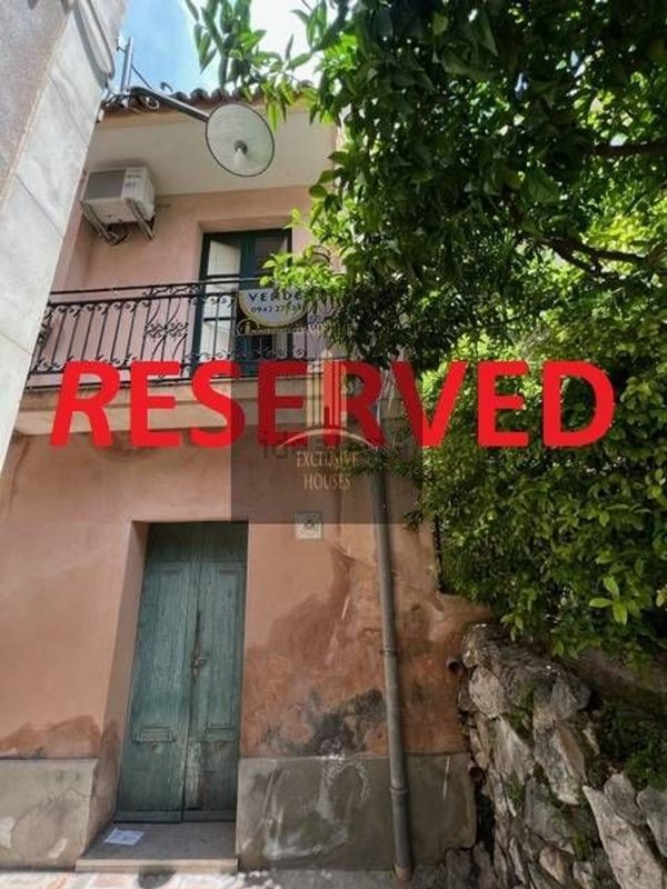 appartamento in vendita a Taormina in zona Villagonia