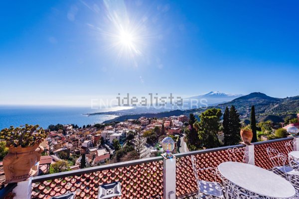 negozio in vendita a Taormina