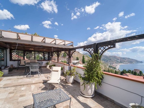 appartamento in vendita a Taormina