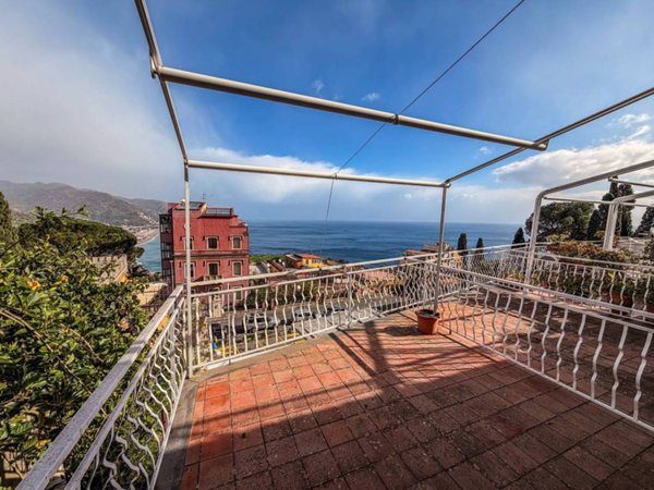 appartamento in vendita a Taormina