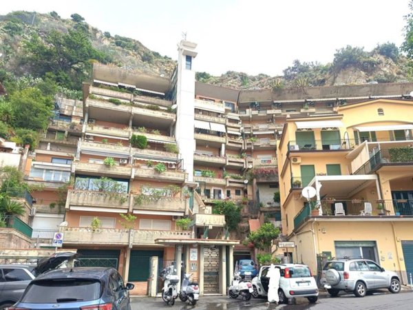 appartamento in vendita a Taormina