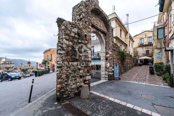 appartamento in vendita a Taormina