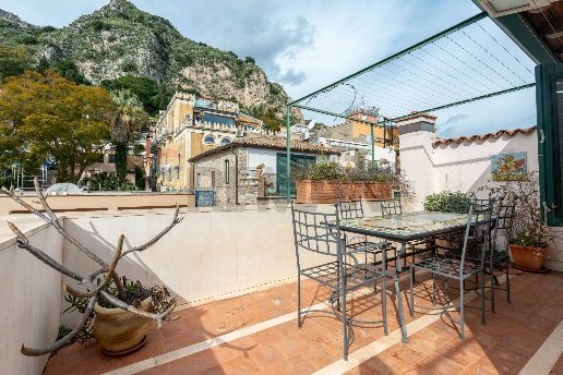appartamento in vendita a Taormina