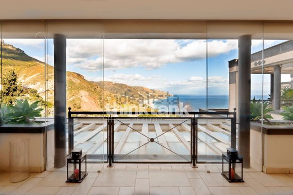 appartamento in vendita a Taormina