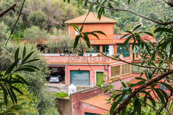 appartamento in vendita a Taormina