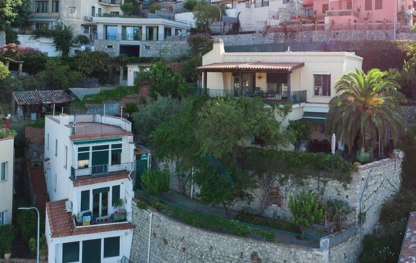 casa indipendente in vendita a Taormina