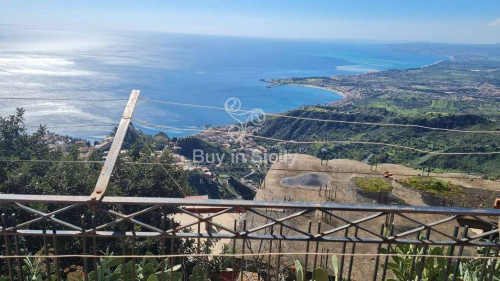 appartamento in vendita a Taormina