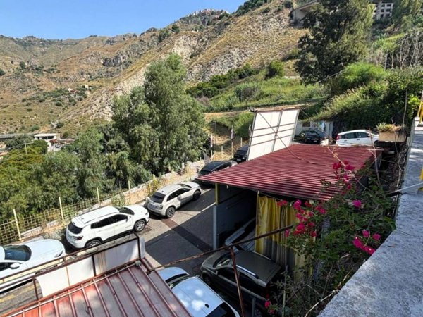 negozio in vendita a Taormina