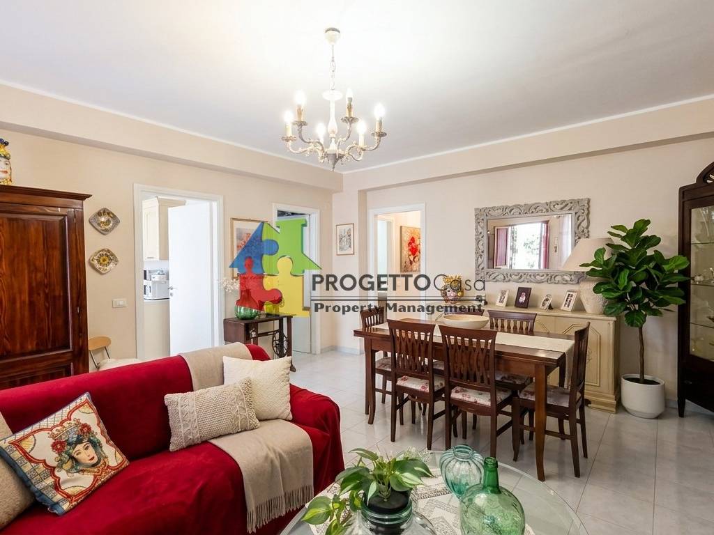 appartamento in vendita a Taormina in zona Trappitello