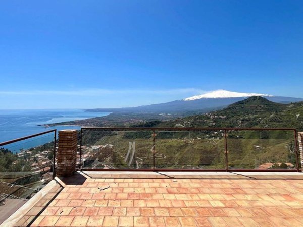 appartamento in vendita a Taormina
