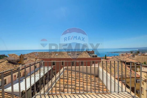 casa indipendente in vendita a Taormina