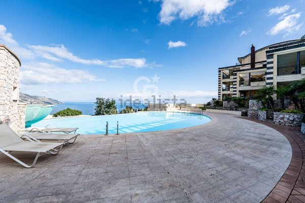appartamento in vendita a Taormina