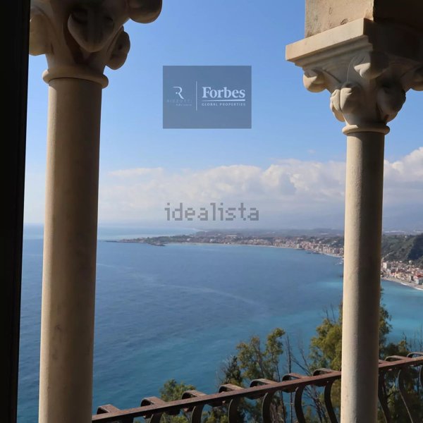 casa indipendente in vendita a Taormina
