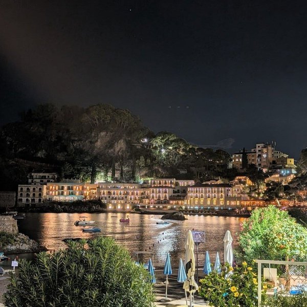 negozio in vendita a Taormina in zona Mazzarò
