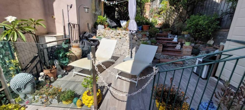 appartamento in vendita a Taormina in zona Villagonia