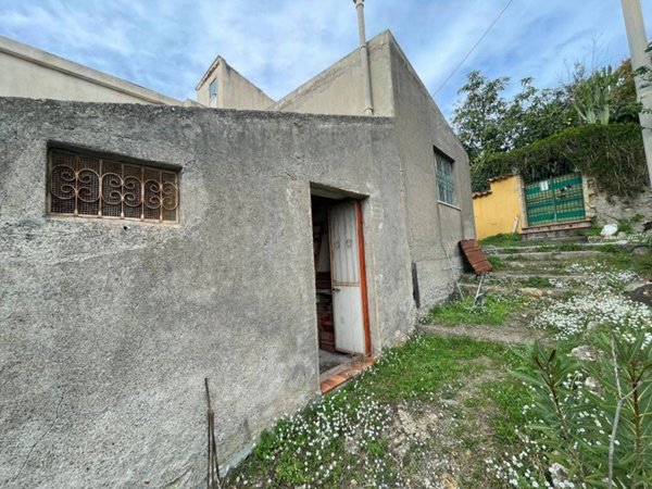 locale di sgombero in vendita a Taormina