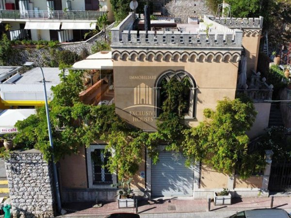 casa indipendente in vendita a Taormina