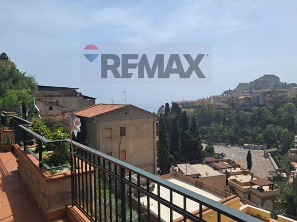 appartamento in vendita a Taormina