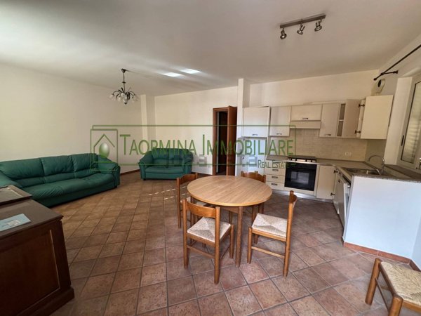 appartamento in vendita a Taormina in zona Mazzeo