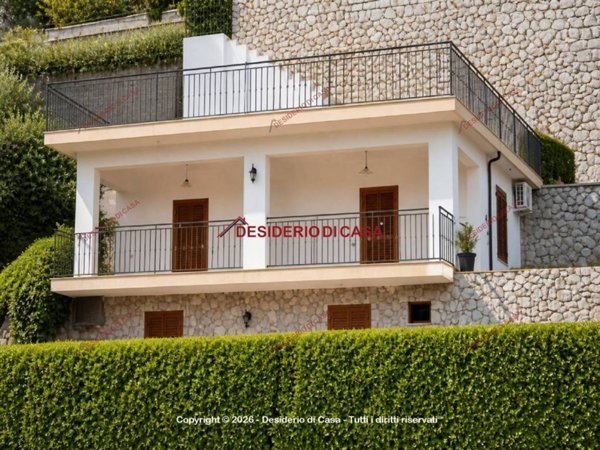 casa indipendente in vendita a Taormina in zona Spisone