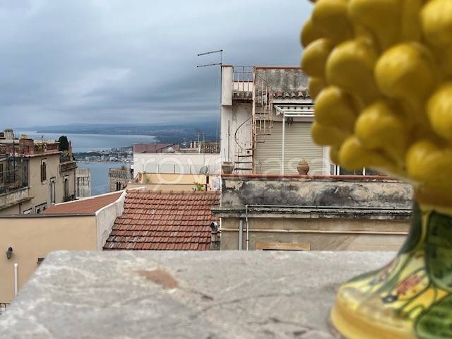 appartamento in vendita a Taormina in zona Villagonia
