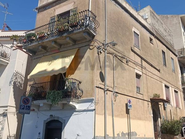 appartamento in vendita a Taormina in zona Villagonia