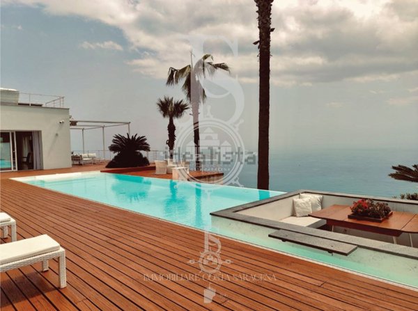 casa indipendente in vendita a Taormina