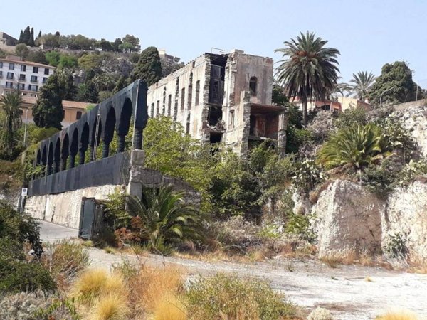 negozio in vendita a Taormina