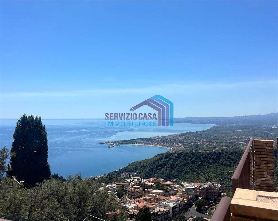 appartamento in vendita a Taormina in zona Spisone