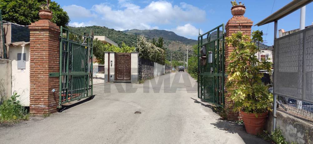 villa in vendita a Taormina in zona Trappitello