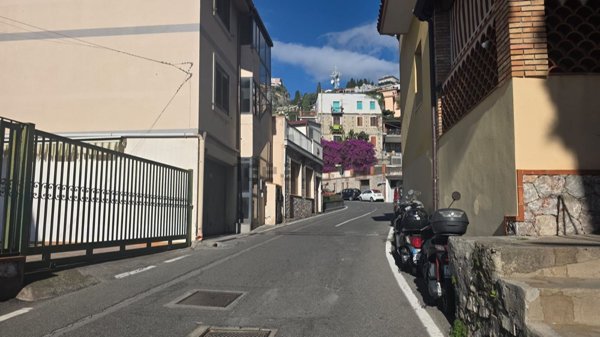 appartamento in vendita a Taormina in zona Spisone