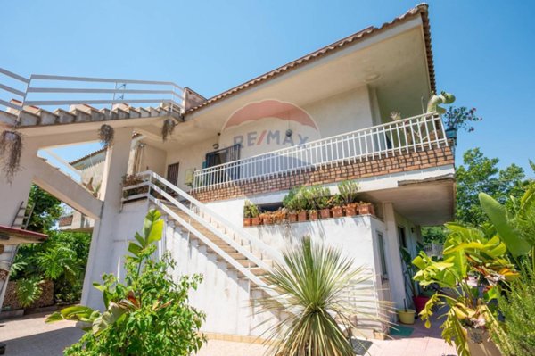casa indipendente in vendita a Taormina in zona Trappitello