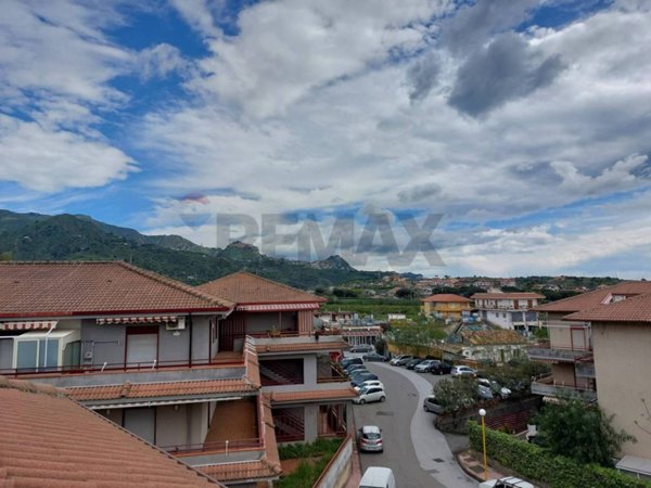 appartamento in vendita a Taormina in zona Trappitello