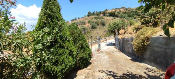 appartamento in vendita a Taormina in zona Trappitello