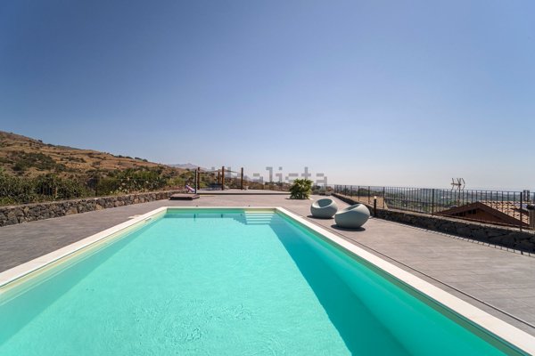 casa indipendente in vendita a Taormina in zona Trappitello
