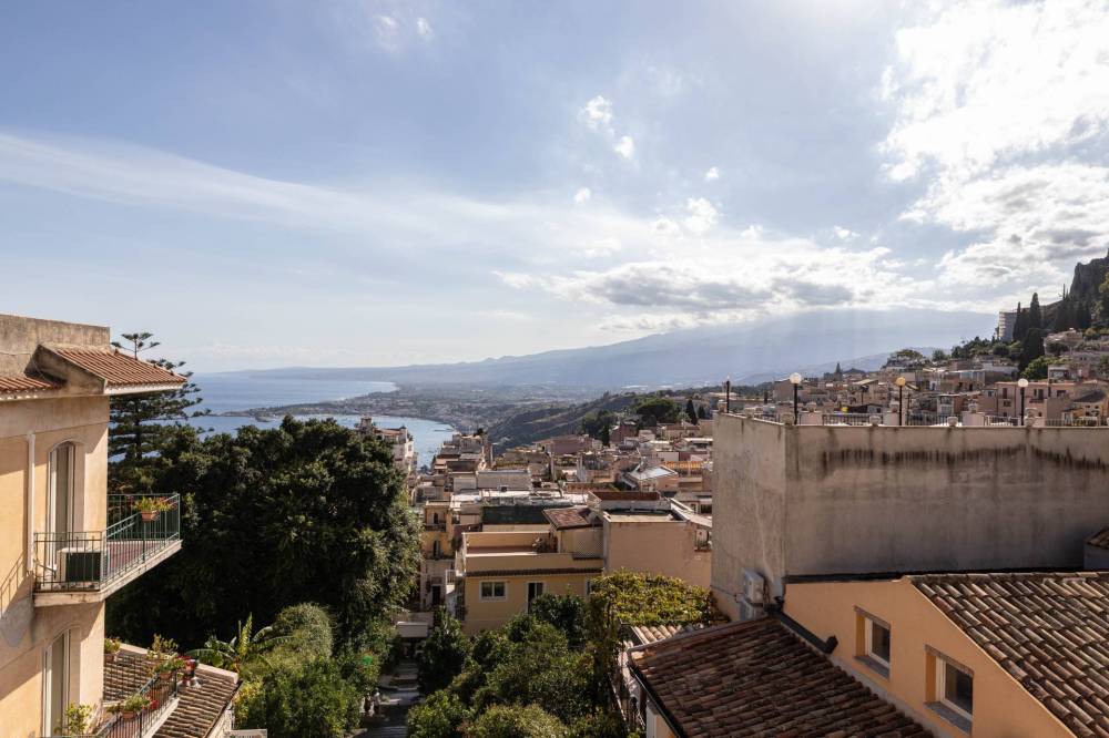 appartamento in vendita a Taormina in zona Villagonia