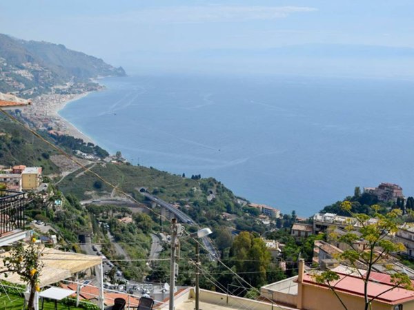 casa indipendente in vendita a Taormina in zona Spisone