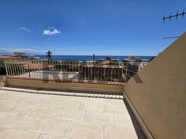 casa indipendente in vendita a Taormina in zona Mazzeo