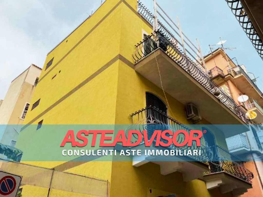 appartamento in vendita a Taormina in zona Spisone