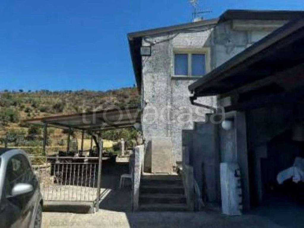 casa indipendente in vendita a Taormina in zona Trappitello